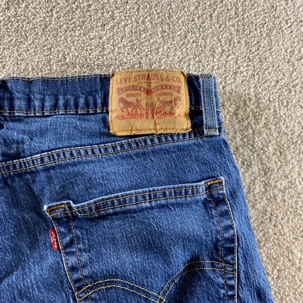Levi's 514 Straight Fit Jeans Mens 34x32 Blue Distressed Denim‎ Western